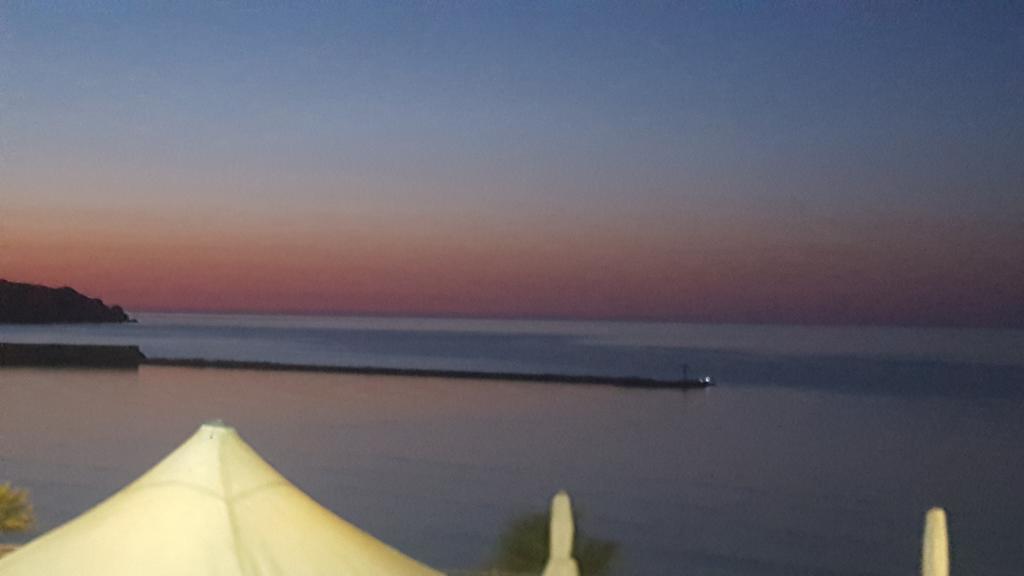 Affittacamere 7Venti كاستيلاّماري ديل غو المظهر الخارجي الصورة